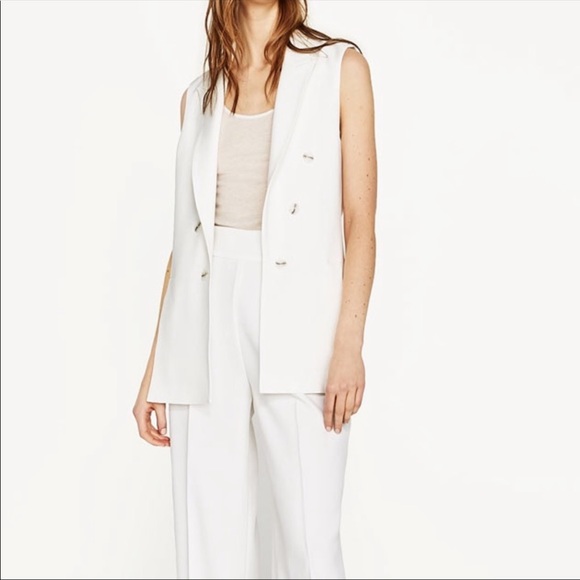 zara sleeveless blazer